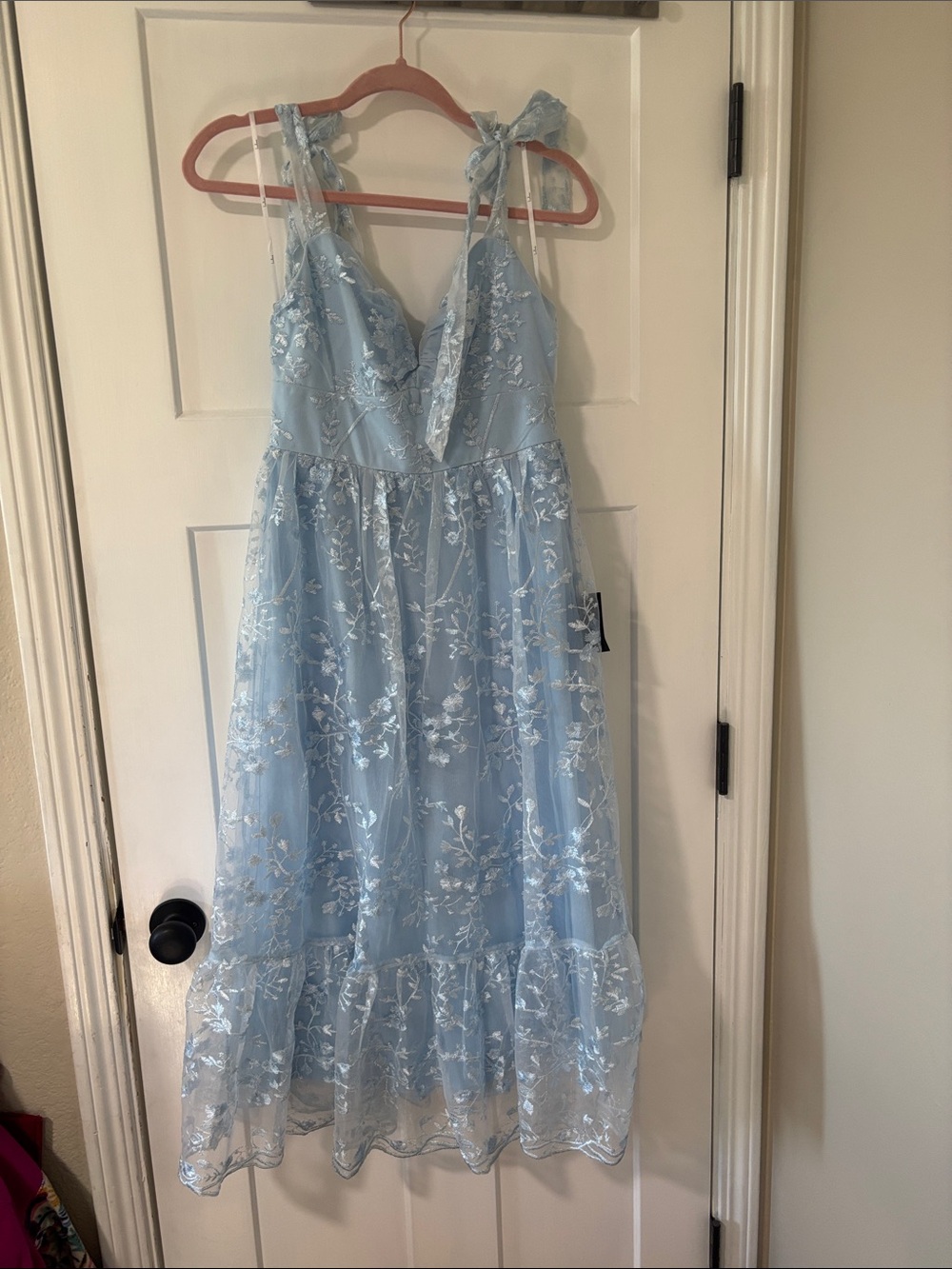 NWT Lulus blue embroidered lace floral dress